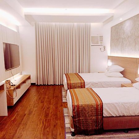 Cozy Suite Studio Type Condo In Matina Enclaves Davao Stadt Exterior foto