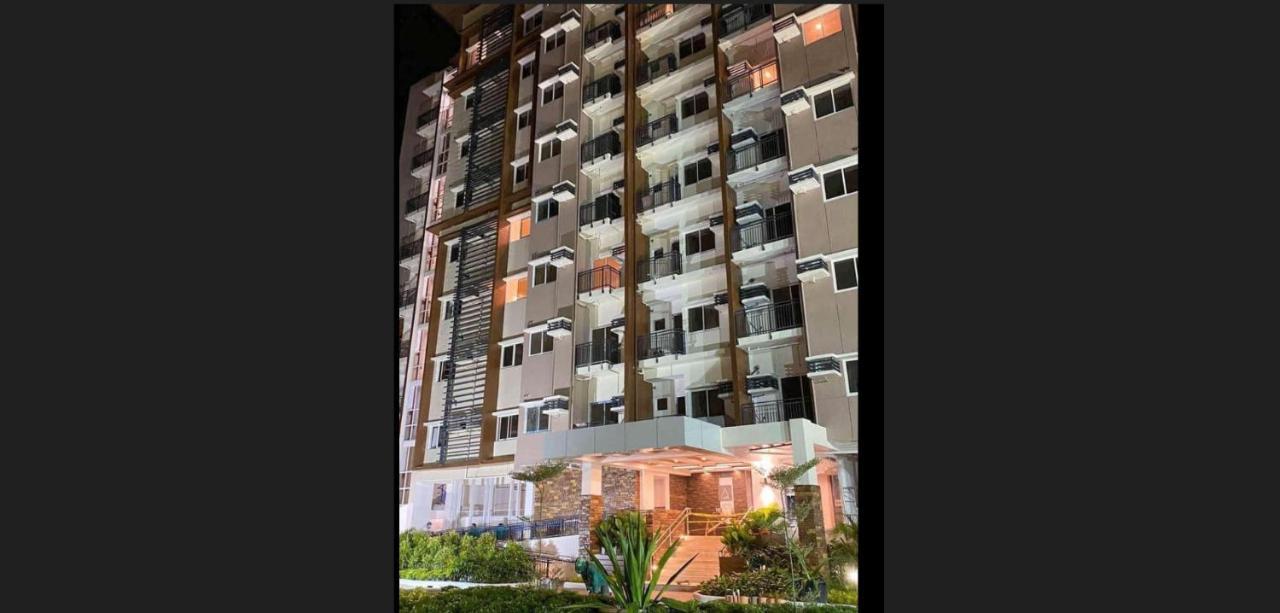 Cozy Suite Studio Type Condo In Matina Enclaves Davao Stadt Exterior foto